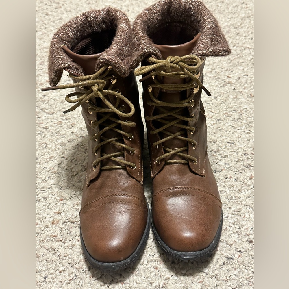Size 9 Boots